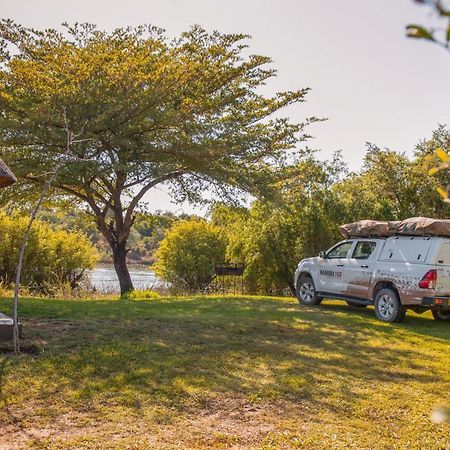 Hakusembe River Campsite Рунду Экстерьер фото